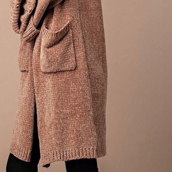 ❄️LAST1️⃣//RESTOCKED//MOCHA CHENILLE LONG CARDIGAN - Picture 3 of 7